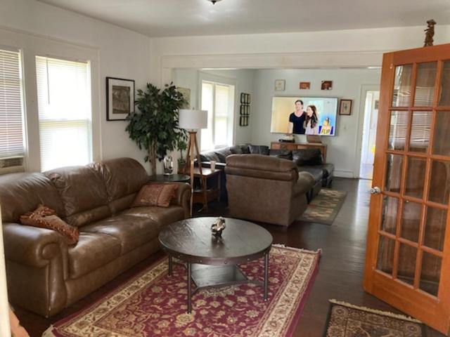 Country House On 1 Acre 4 Beds Great For Events Or A Quiet Weekend! Independence Eksteriør bilde